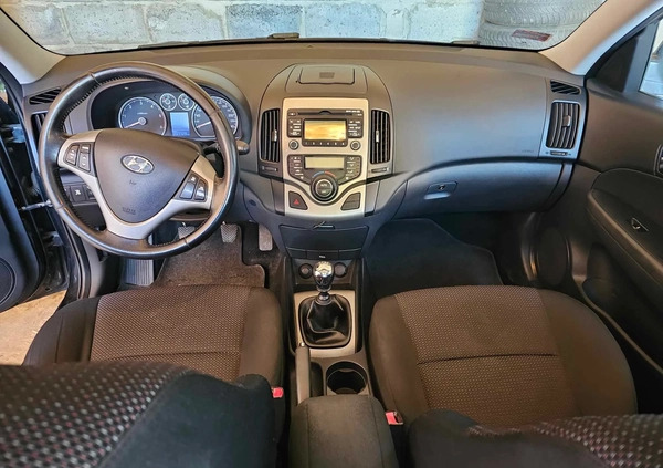 Hyundai I30 cena 16400 przebieg: 207000, rok produkcji 2009 z Orneta małe 67